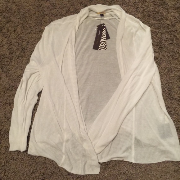 Cardigan - Picture 2 of 5